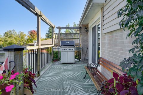 Photo 18 at 33 Porter Crescent, Grove East, Barrie