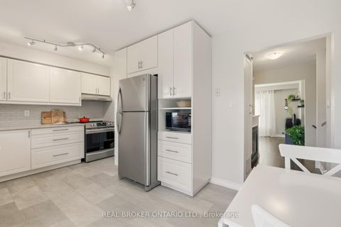 Photo 19 at 33 Porter Crescent, Grove East, Barrie