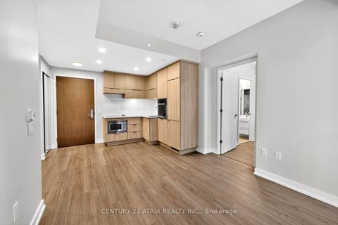 Photo 12 at 707 - 39 Roehampton Avenue, Mount Pleasant West, Toronto Photo 12 at 707 - 39 Roehampton Avenue, Mount Pleasant West, Toronto