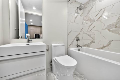 Photo 26 at 707 - 39 Roehampton Avenue, Mount Pleasant West, Toronto