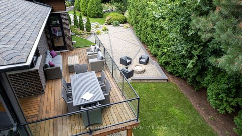 Photo 9 at 18 Plumbstead Court, Rosethorn, Toronto