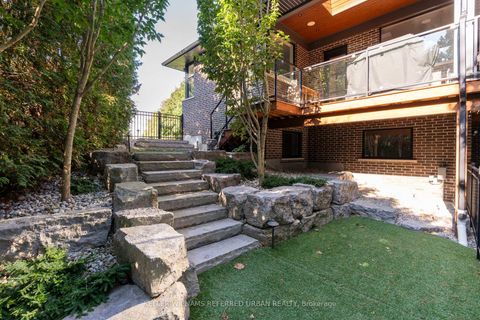 Photo 16 at 18 Plumbstead Court, Rosethorn, Toronto