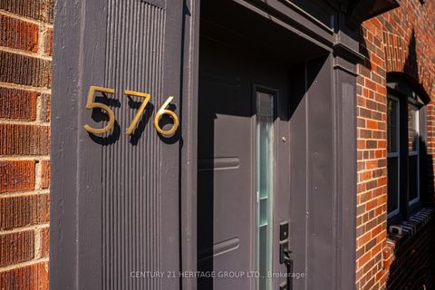 Photo 4 at 576 Broadway Avenue, Leaside, Toronto