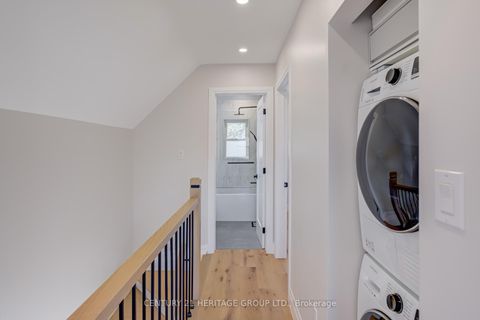 Photo 17 at 576 Broadway Avenue, Leaside, Toronto