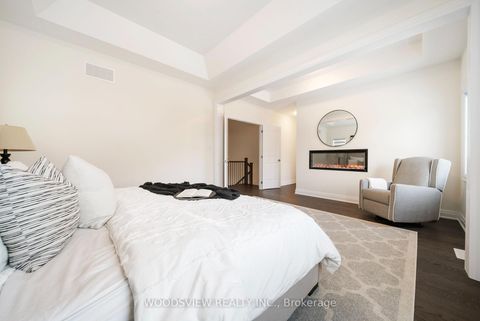 Photo 21 at 9 Ballantyne Boulevard, Vellore Village, Vaughan