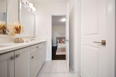 Photo 31 at 9 Ballantyne Boulevard, Vellore Village, Vaughan