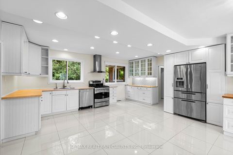 Photo 10 at 145 Wolfdale Avenue, SW Southwest, Oakville