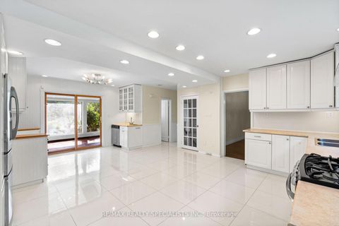 Photo 11 at 145 Wolfdale Avenue, SW Southwest, Oakville