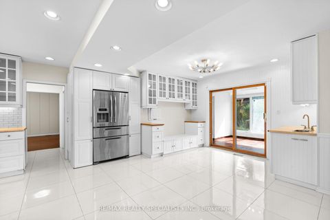 Photo 12 at 145 Wolfdale Avenue, SW Southwest, Oakville