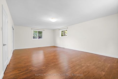 Photo 19 at 145 Wolfdale Avenue, SW Southwest, Oakville