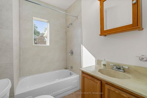 Photo 21 at 1182 Dufferin Street, Junction, Toronto