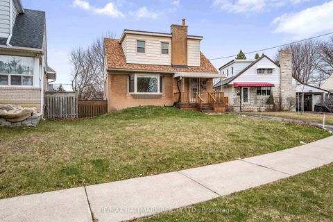 Photo 0 at 17 Tofield Crescent, Kipling, Toronto