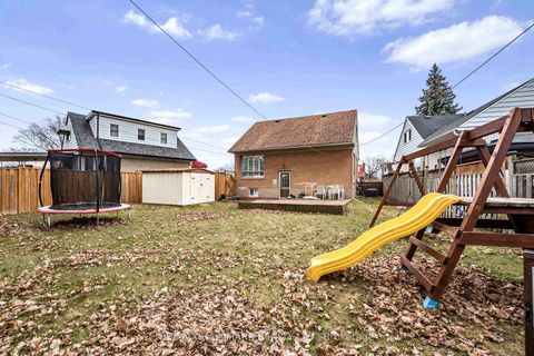 Photo 23 at 17 Tofield Crescent, Kipling, Toronto