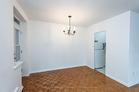 Photo 6 at 303 - 78 Warren Road, Casa Loma, Toronto