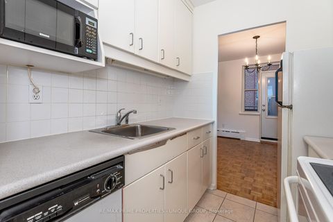 Photo 9 at 303 - 78 Warren Road, Casa Loma, Toronto