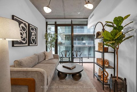 Photo 6 at 804 - 650 King Street W, Waterfront Communities C1, Toronto