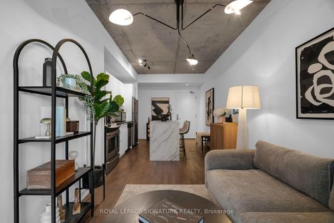 Photo 9 at 804 - 650 King Street W, Waterfront Communities C1, Toronto
