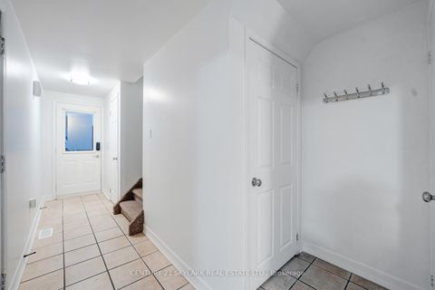 Photo 2 at 66 Corbett Drive, Grove East, Barrie