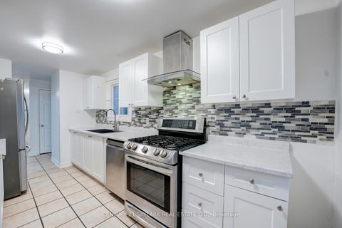 Photo 7 at 66 Corbett Drive, Grove East, Barrie
