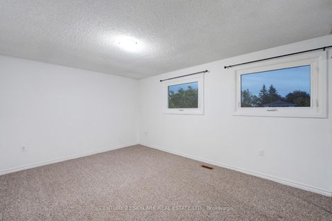Photo 9 at 66 Corbett Drive, Grove East, Barrie