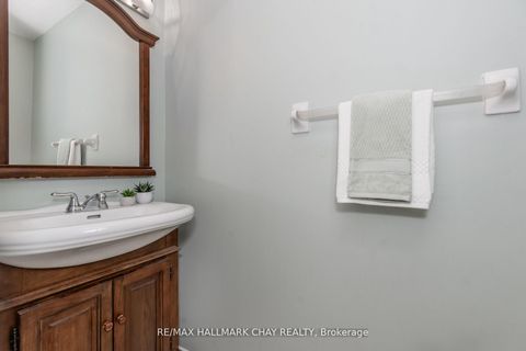 Photo 11 at 248 Ferndale Drive S, Ardagh, Barrie