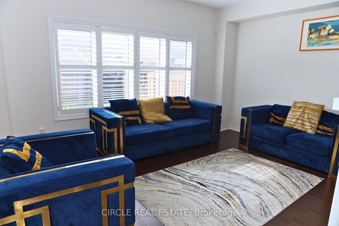 Photo 4 at 295 Northglen Boulevard, Bowmanville, Clarington