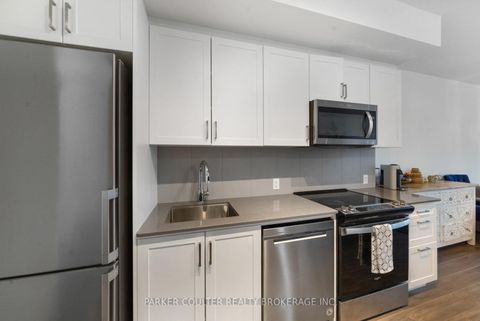 Photo 7 at 114 - 681 Yonge Street, Painswick South, Barrie