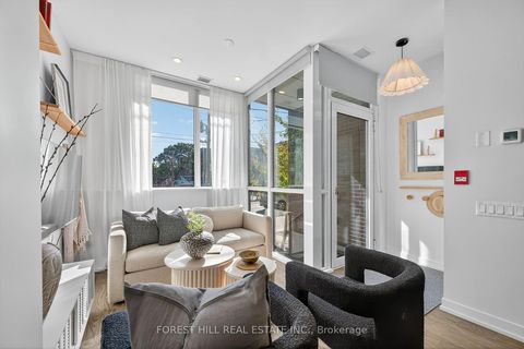 Photo 2 at 156 - 38 Howard Park Avenue, Roncesvalles, Toronto