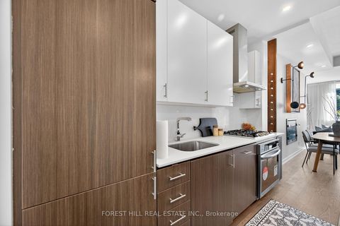 Photo 9 at 156 - 38 Howard Park Avenue, Roncesvalles, Toronto