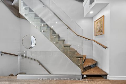 Photo 12 at 156 - 38 Howard Park Avenue, Roncesvalles, Toronto