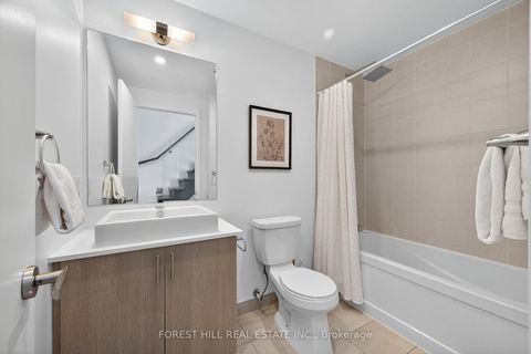 Photo 13 at 156 - 38 Howard Park Avenue, Roncesvalles, Toronto