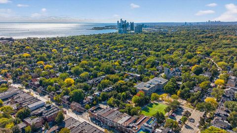 Photo 37 at 156 - 38 Howard Park Avenue, Roncesvalles, Toronto