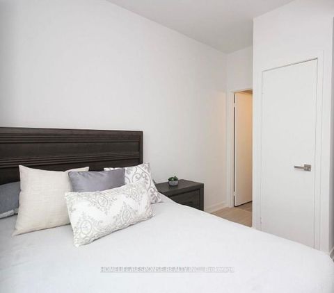 Photo 9 at 810 - 30 Tretti Way, Clanton Park, Toronto