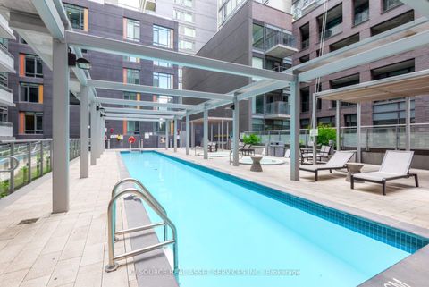 Photo 22 at 1020 - 525 Adelaide Street W, Waterfront Communities C1, Toronto