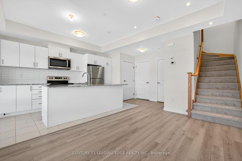 Photo 8 at 32 - 145 Tapscott Road, Malvern, Toronto