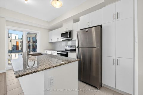 Photo 13 at 32 - 145 Tapscott Road, Malvern, Toronto