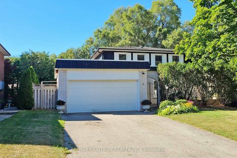 Photo 1 at 5 Centurion Court, Steeles, Toronto