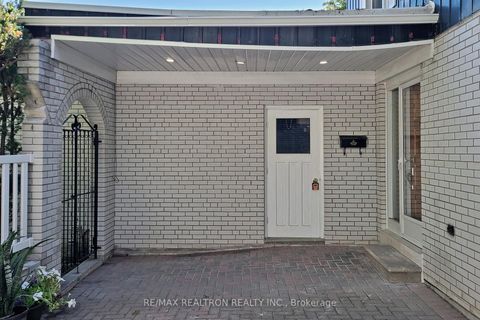 Photo 6 at 5 Centurion Court, Steeles, Toronto
