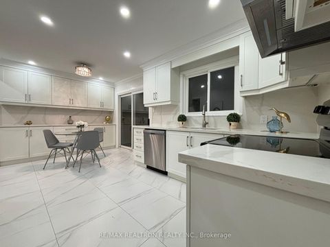 Photo 11 at 5 Centurion Court, Steeles, Toronto