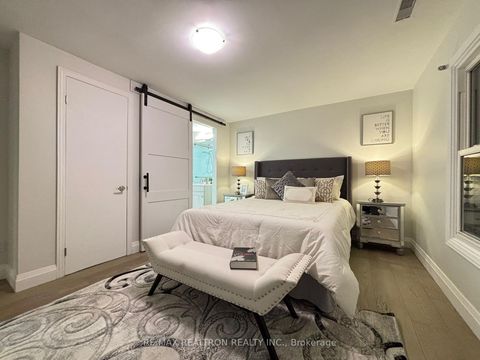 Photo 21 at 5 Centurion Court, Steeles, Toronto