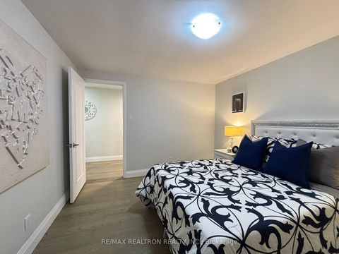 Photo 24 at 5 Centurion Court, Steeles, Toronto