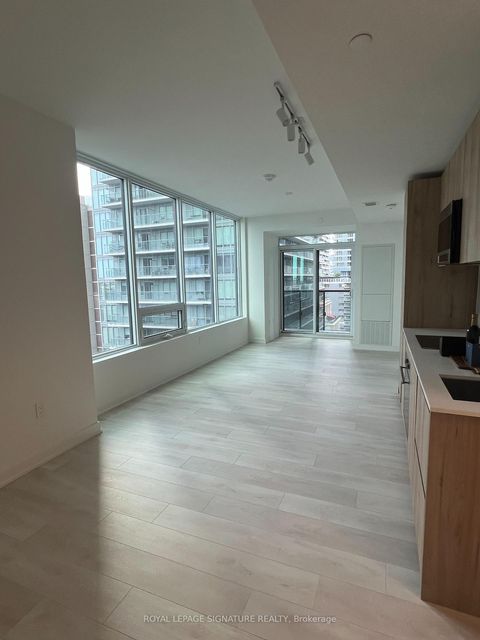 Photo 5 at 1102 - 117 Broadway Avenue, Mount Pleasant West, Toronto