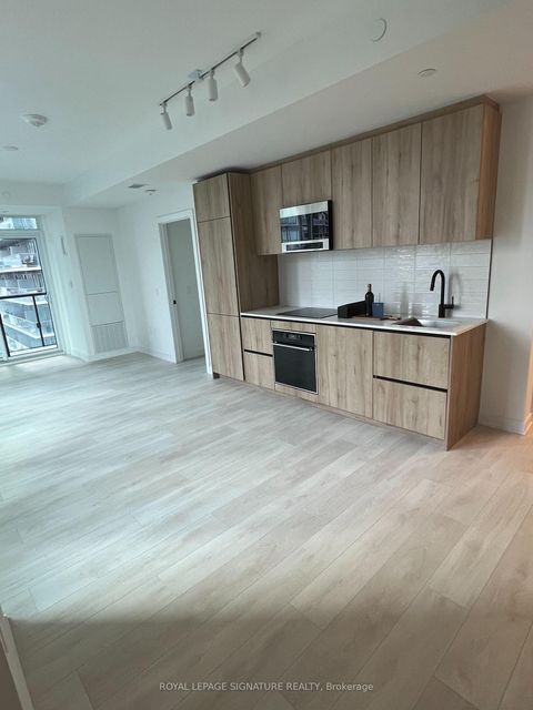 Photo 6 at 1102 - 117 Broadway Avenue, Mount Pleasant West, Toronto