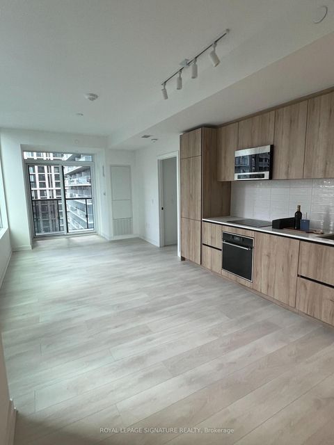 Photo 7 at 1102 - 117 Broadway Avenue, Mount Pleasant West, Toronto