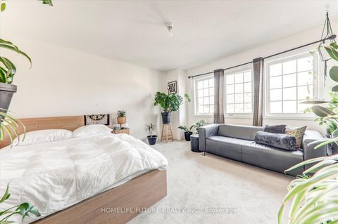 Photo 29 at 47 Henry Smith Avenue, Bowmanville, Clarington