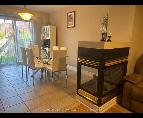 Photo 5 at 16 Selkirk Drive, Langstaff, Richmond Hill Photo 5 at 16 Selkirk Drive, Langstaff, Richmond Hill