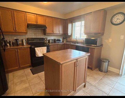 Photo 6 at 16 Selkirk Drive, Langstaff, Richmond Hill