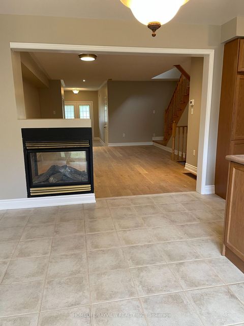 Photo 7 at 16 Selkirk Drive, Langstaff, Richmond Hill