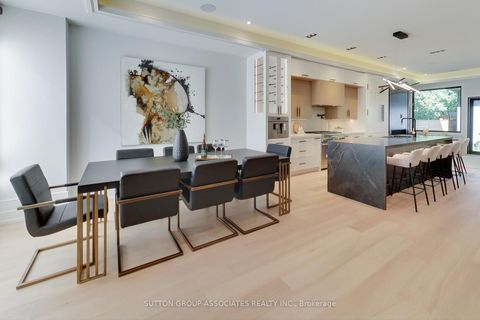 Photo 2 at 199 Arlington Avenue, Cedarvale, Toronto