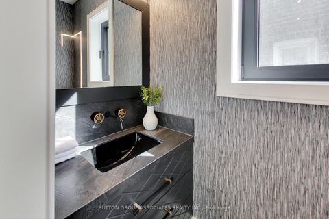 Photo 3 at 199 Arlington Avenue, Cedarvale, Toronto